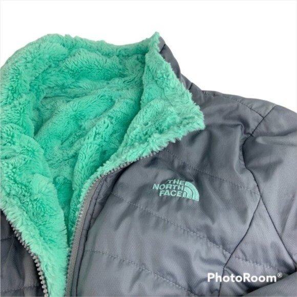 North Face Reversible Jacket Grey Exterior and Teal/ Mint Osito Full Zip - Picture 6 of 8